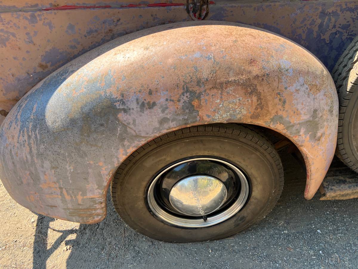 Ford-85-pickup-1946-7