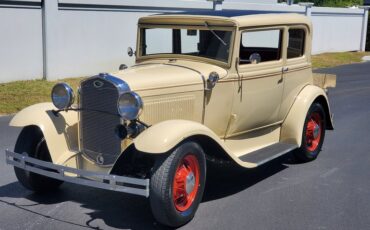 Ford-A400-1931-Tan-Brown