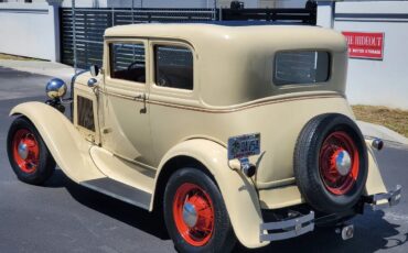 Ford-A400-1931-Tan-Brown-4