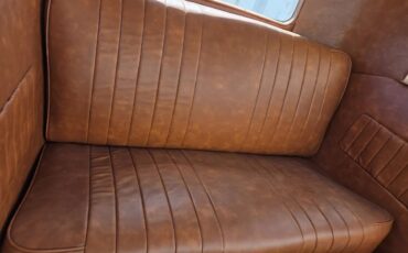 Ford-A400-1931-Tan-Brown-6