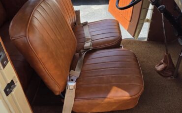Ford-A400-1931-Tan-Brown-7