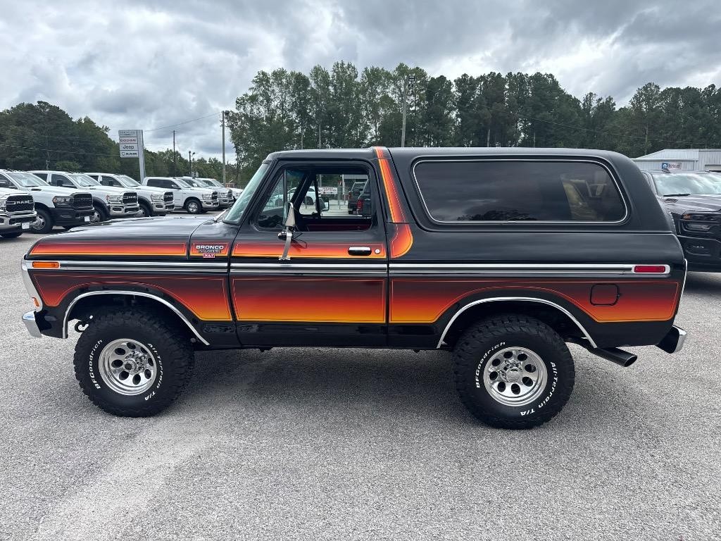 Ford-BRONCO-Free-wheeling-appearance-pkg-frame-off-ver-1979-12