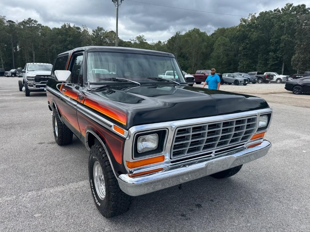 Ford-BRONCO-Free-wheeling-appearance-pkg-frame-off-ver-1979-21