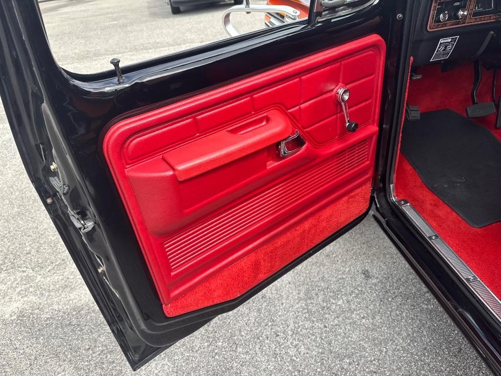 Ford-BRONCO-Free-wheeling-appearance-pkg-frame-off-ver-1979-38