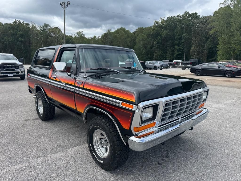Ford-BRONCO-Free-wheeling-appearance-pkg-frame-off-ver-1979-8