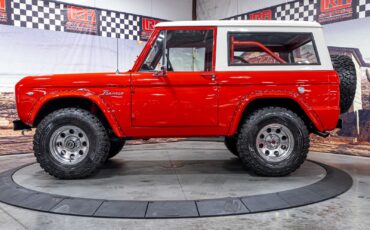 Ford-Bronco-1967-SUV-2