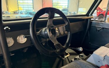 Ford-Bronco-1970-SUV-11