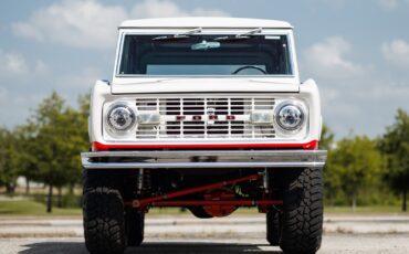 Ford-Bronco-1970-SUV-14