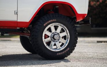 Ford-Bronco-1970-SUV-30