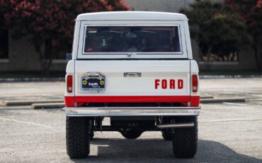 Ford-Bronco-1970-SUV-32