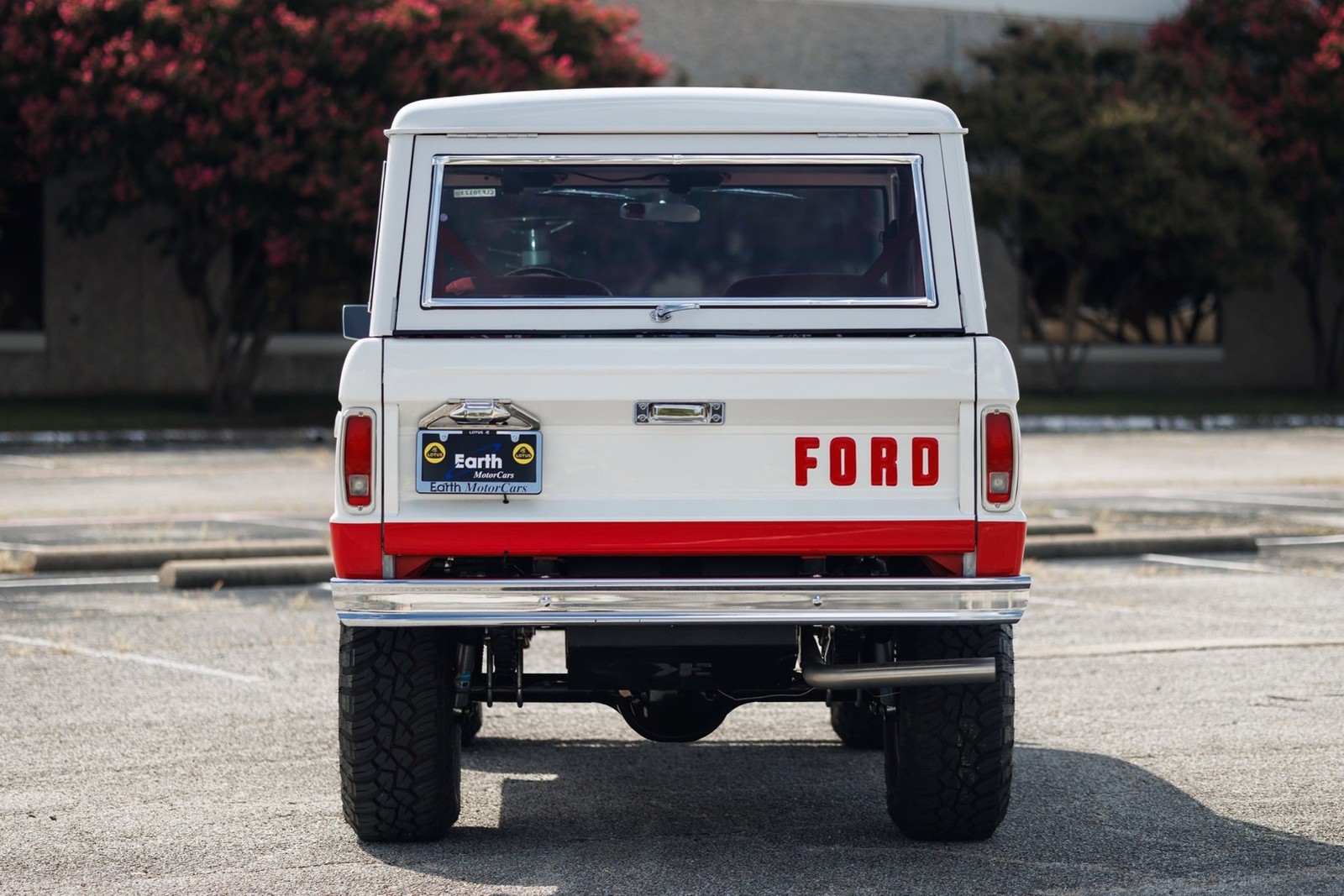 Ford-Bronco-1970-SUV-32