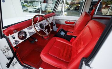Ford-Bronco-1970-SUV-36