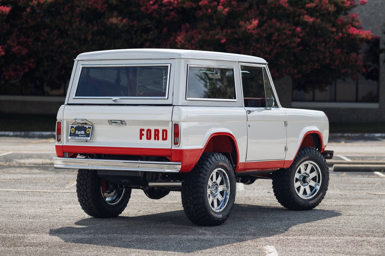 Ford-Bronco-1970-SUV-7
