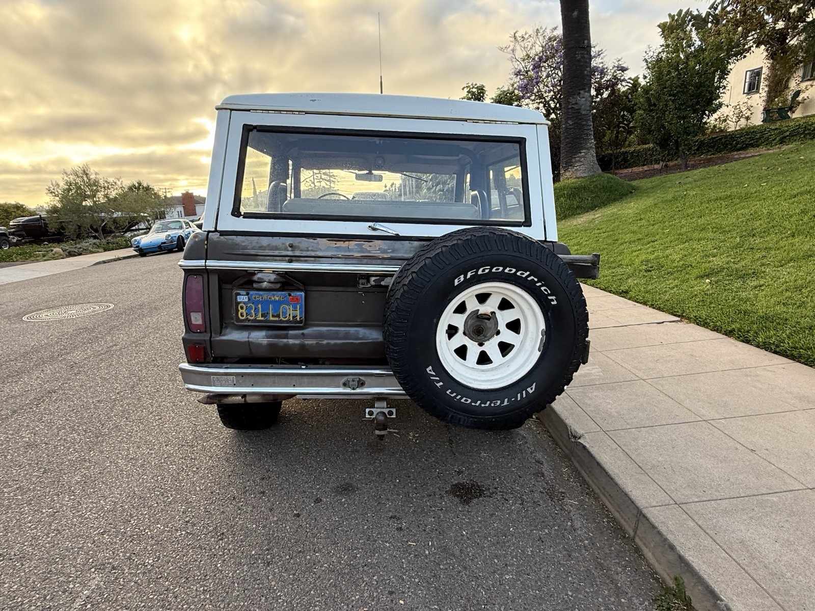 Ford-Bronco-1971-SUV-3
