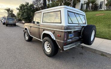 Ford-Bronco-1971-SUV-8