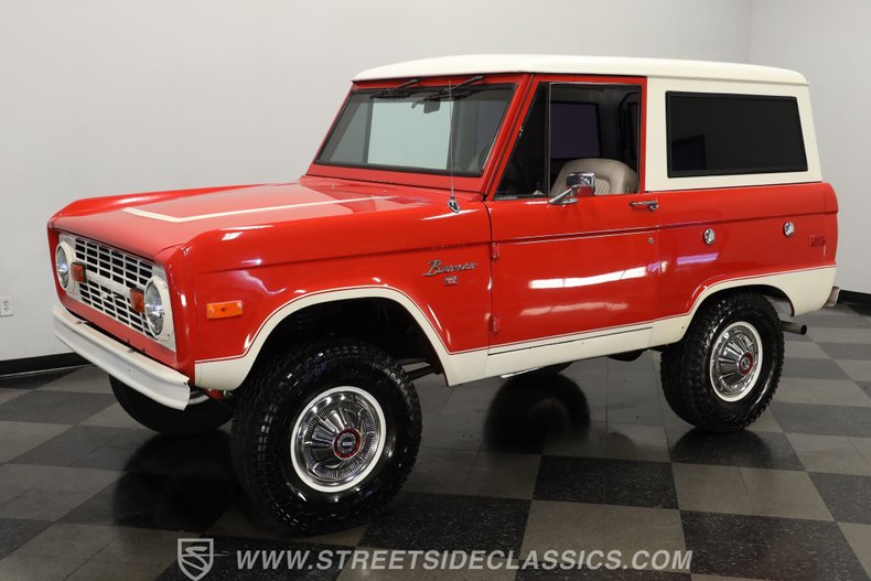 Ford-Bronco-1972-Red-White-13