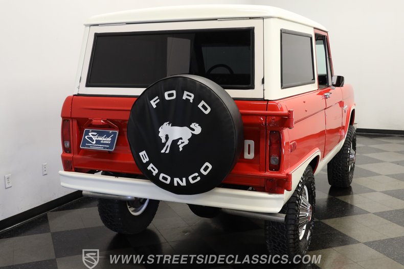 Ford-Bronco-1972-Red-White-17