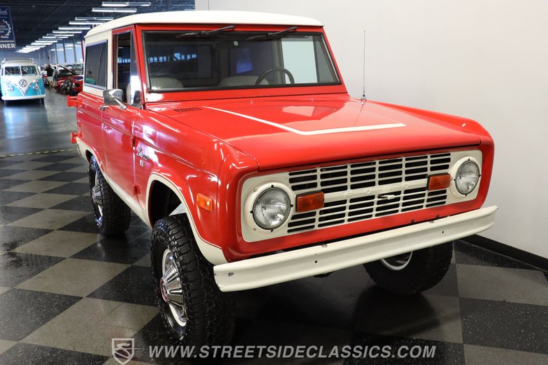 Ford-Bronco-1972-Red-White-21