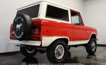 Ford-Bronco-1972-Red-White-30
