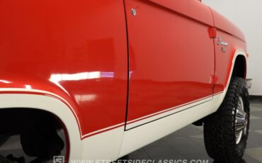 Ford-Bronco-1972-Red-White-31