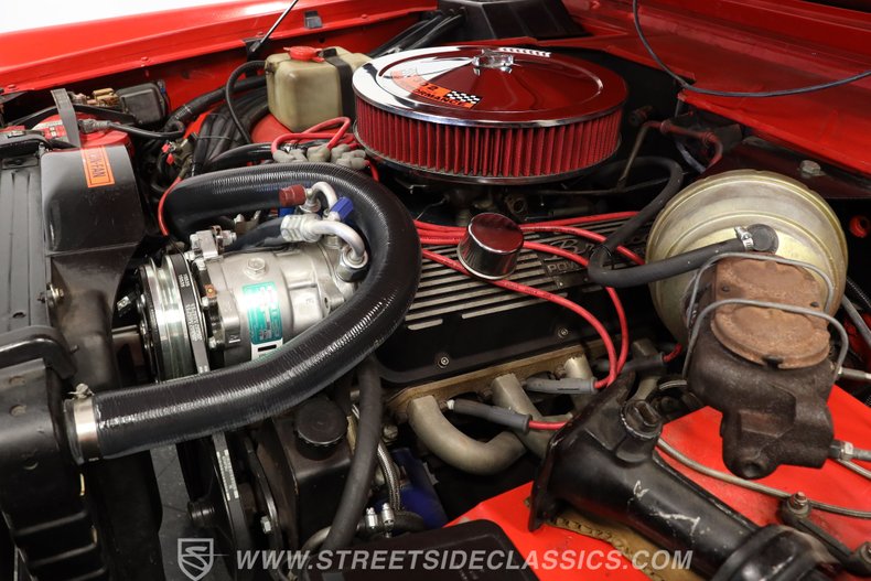 Ford-Bronco-1972-Red-White-35