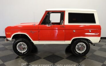 Ford-Bronco-1972-Red-White