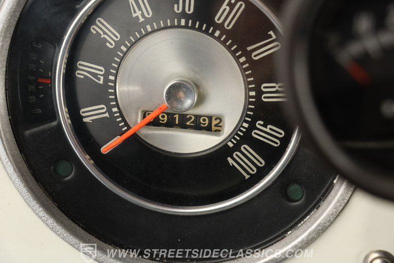 Ford-Bronco-1972-Red-White-42