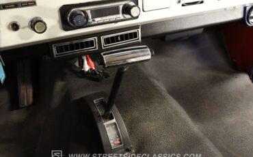 Ford-Bronco-1972-Red-White-43