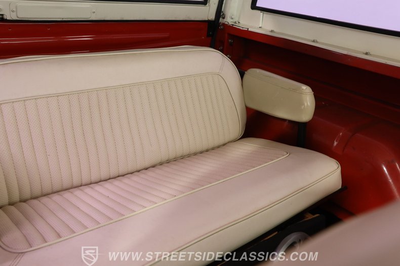 Ford-Bronco-1972-Red-White-46