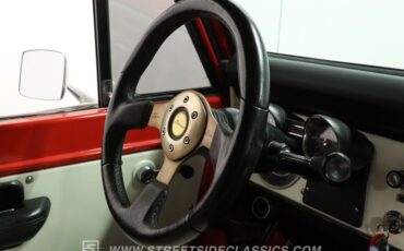 Ford-Bronco-1972-Red-White-49