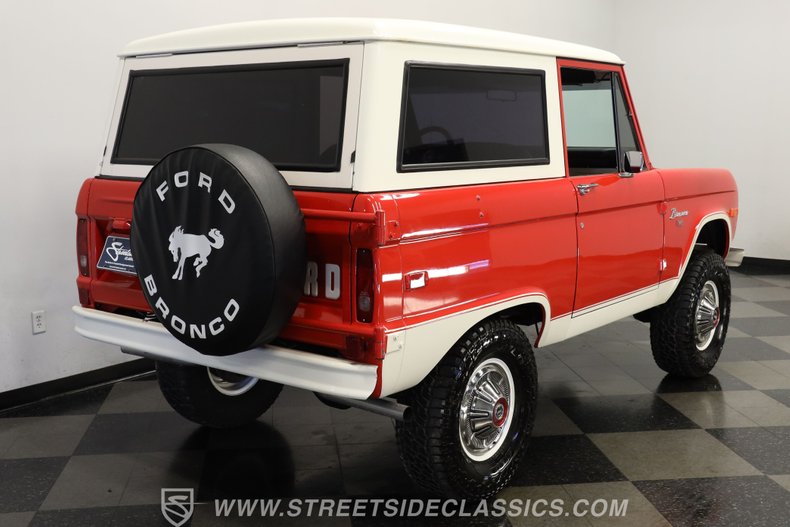 Ford-Bronco-1972-Red-White-9
