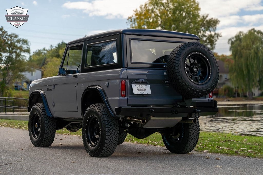 Ford-Bronco-1972-Suv-11