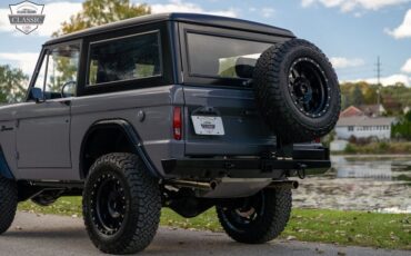 Ford-Bronco-1972-Suv-12