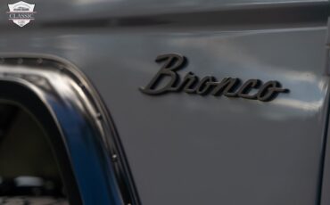 Ford-Bronco-1972-Suv-17