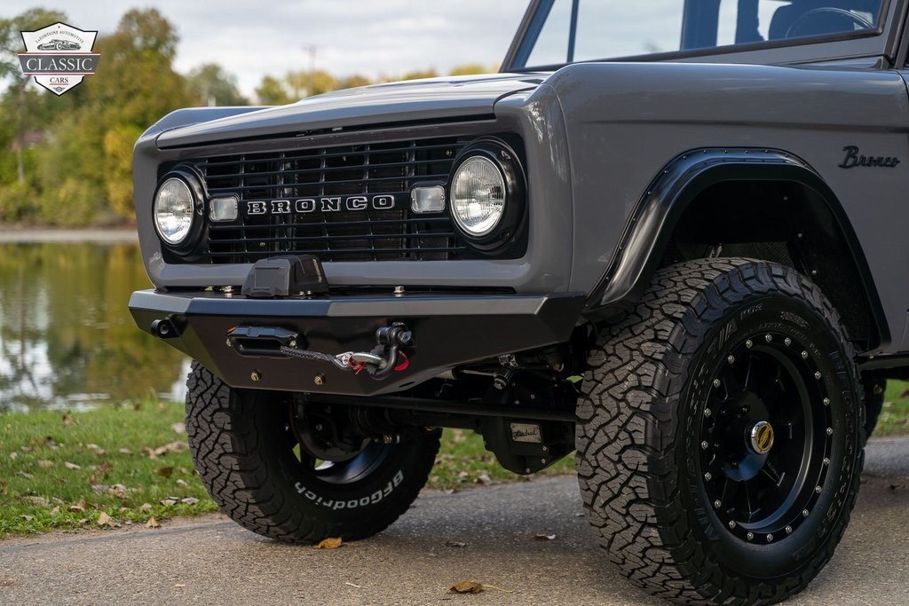 Ford-Bronco-1972-Suv-26