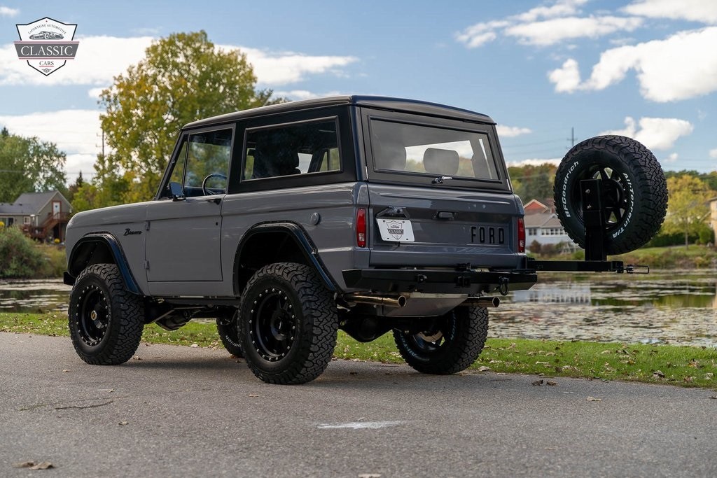 Ford-Bronco-1972-Suv-37