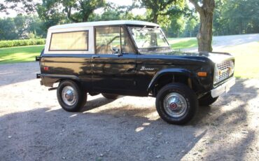 Ford-Bronco-1973-Black-Black