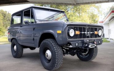 Ford-Bronco-1973-Porsche-Gray-Black-Grey-3
