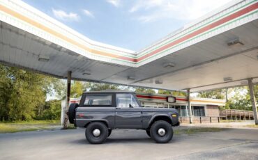 Ford-Bronco-1973-Porsche-Gray-Black-Grey