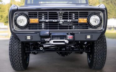 Ford-Bronco-1973-Porsche-Gray-Black-Grey-5