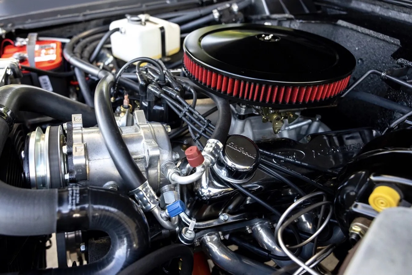 Ford-Bronco-1973-Porsche-Gray-Black-Grey-7