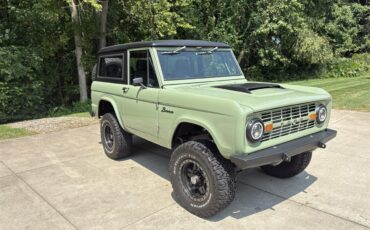 Ford-Bronco-1974-Boxwood-green-Black-10