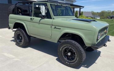 Ford-Bronco-1974-Boxwood-green-Black-11