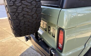 Ford-Bronco-1974-Boxwood-green-Black-13