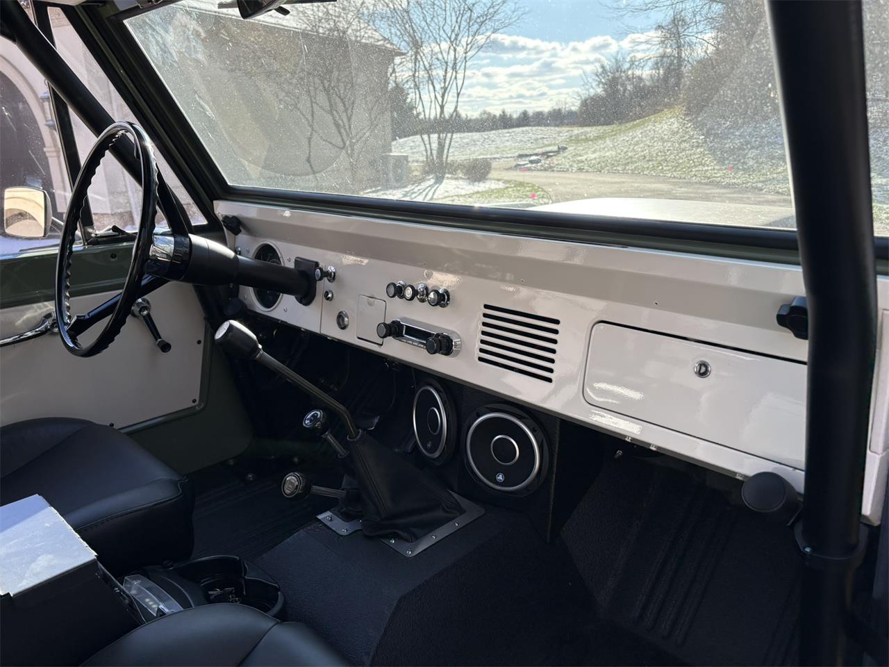 Ford-Bronco-1974-Boxwood-green-Black-26