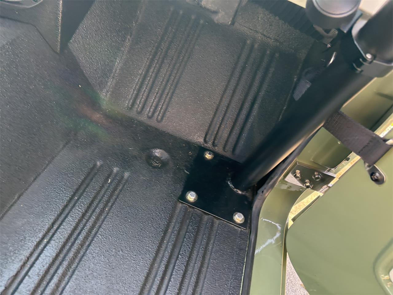 Ford-Bronco-1974-Boxwood-green-Black-29