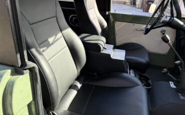 Ford-Bronco-1974-Boxwood-green-Black-31