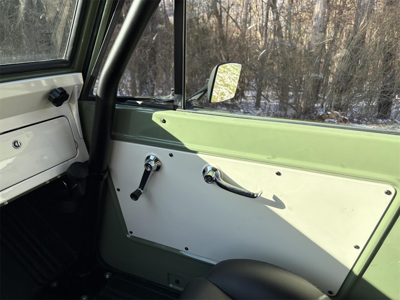 Ford-Bronco-1974-Boxwood-green-Black-34