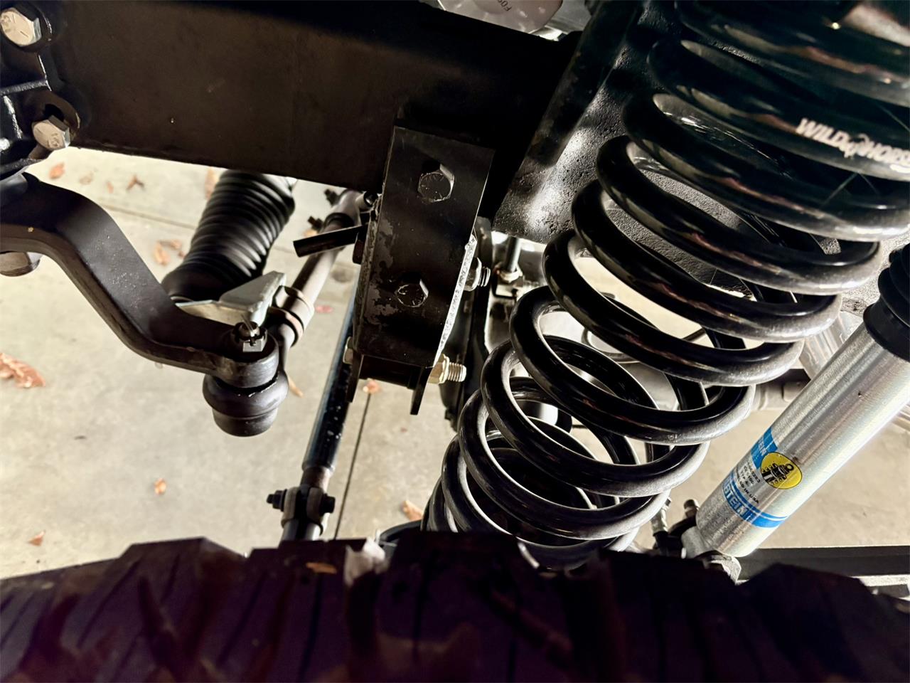 Ford-Bronco-1974-Boxwood-green-Black-48