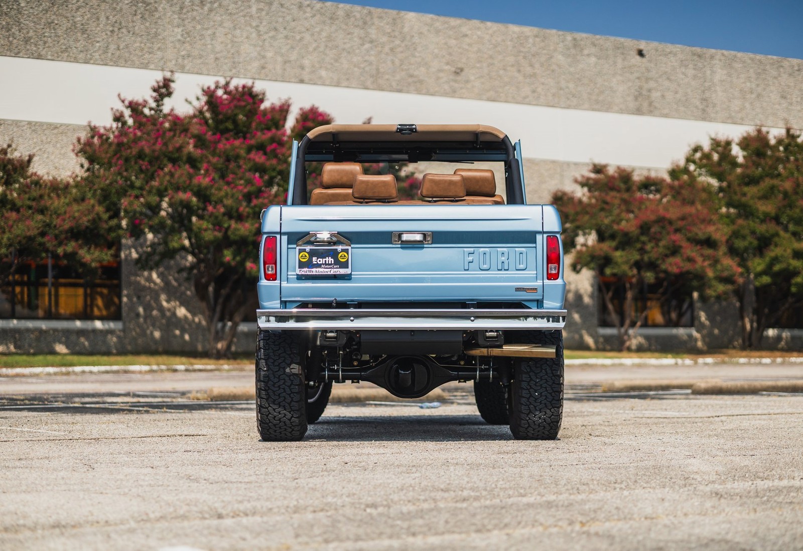 Ford-Bronco-1974-SUV-12